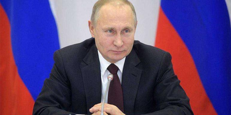 Путин развърза кесията. Големи помощи за семействата